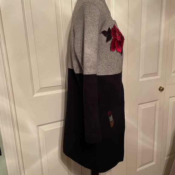 Free For Humanity coat - Picture 7 of 11